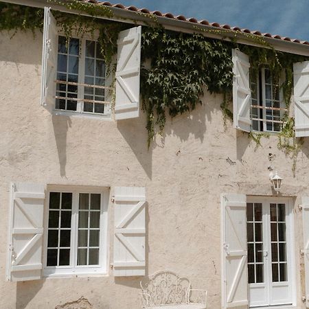 Domaine De Bassibe Bed & Breakfast Ségos Exterior foto